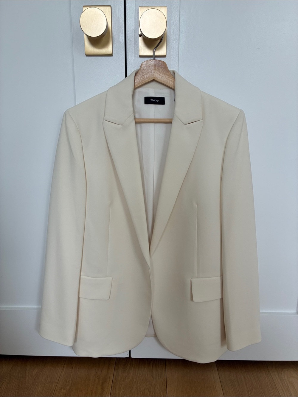 Theory Women’s Cream Blazer - Tailored Single-Breasted Jacket